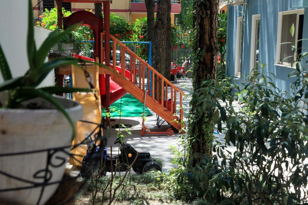 Hotel Princi I Vogel Velipojë 외부 사진